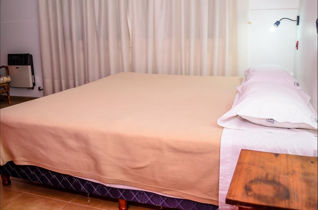 Antonieta Hostel San Rafael  Esterno foto